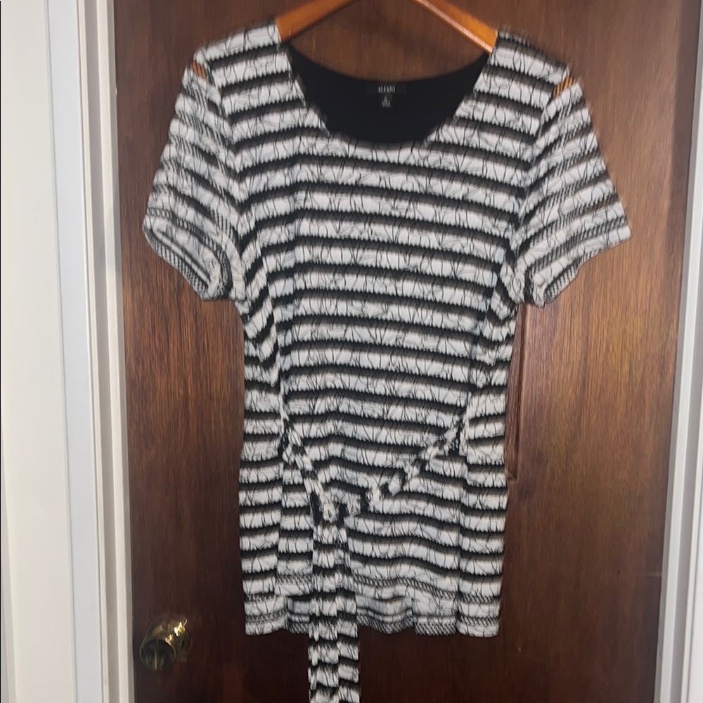 Alfani short sleeve top